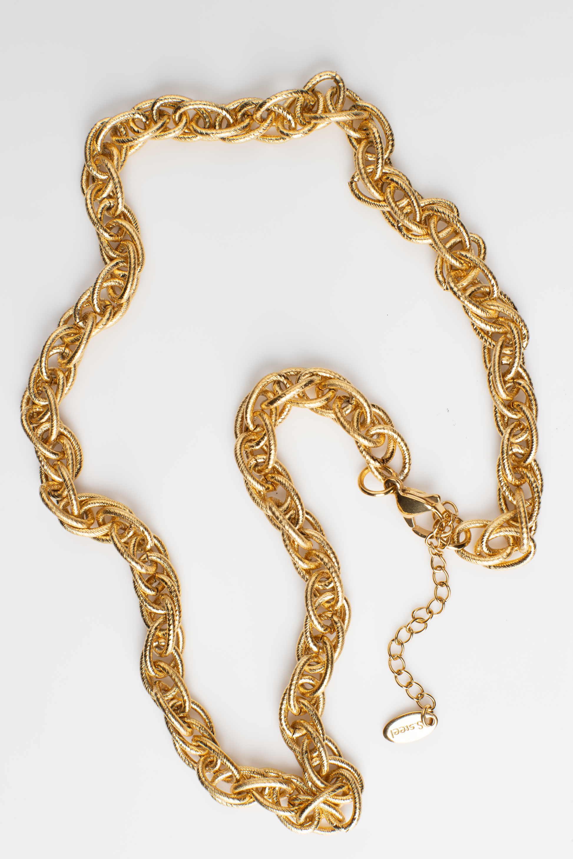 Gold Twisted Chain Necklace: Heavy Metal Style for Men & Women