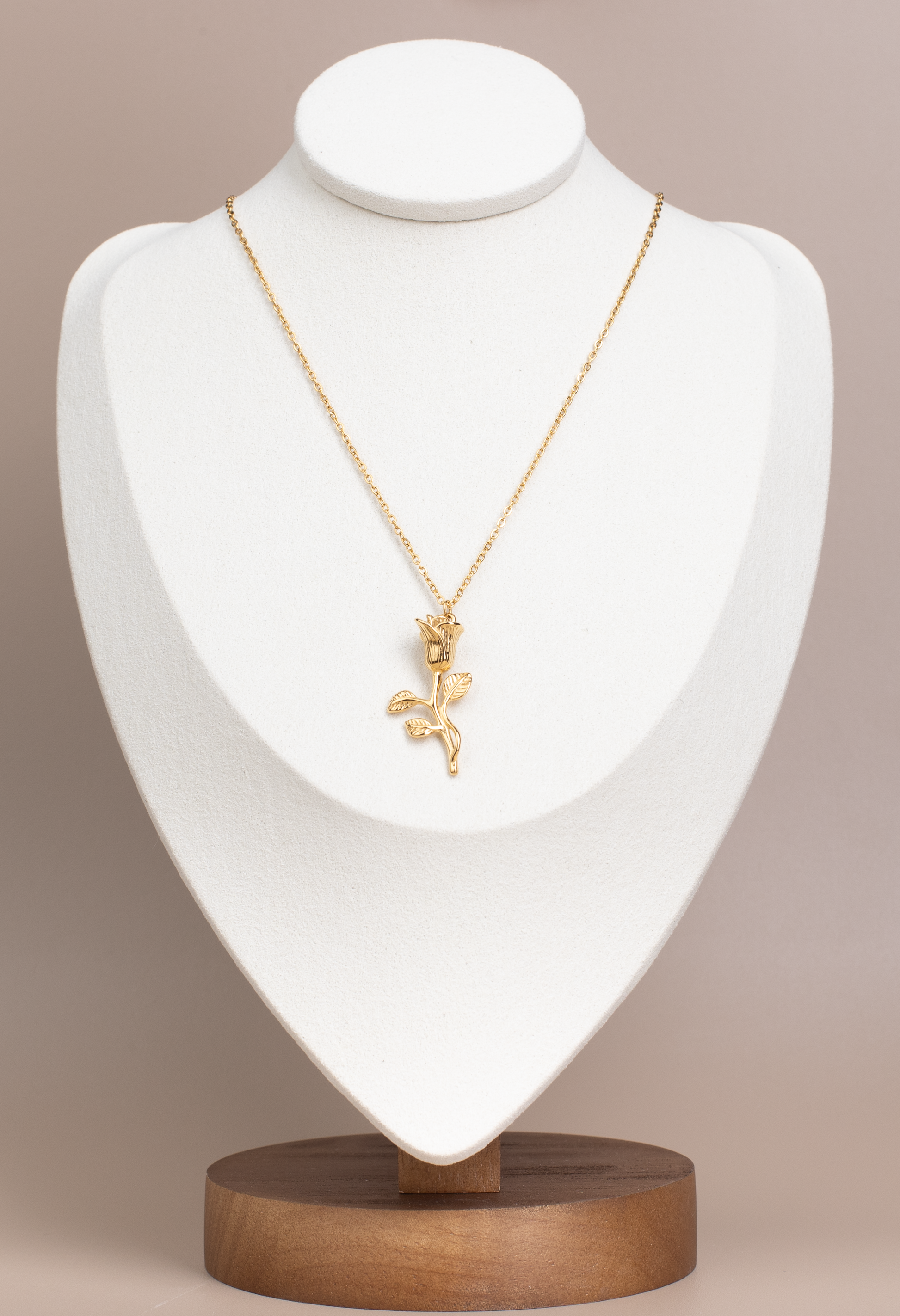 Golden Rose Elegance Fashionable, Minimalist Necklace - Every Occasion